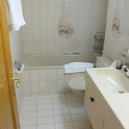 Appartement Sleeps 6 Wifi *